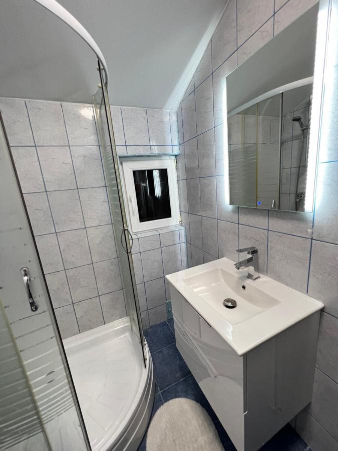 Ndl Downtown Apartment